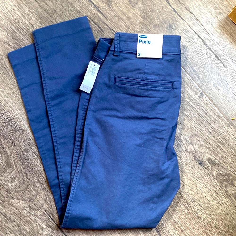 Old Navy Pixie paints size 2